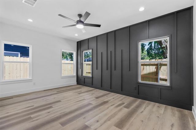 2714 Hector Street, Dallas, TX 75210