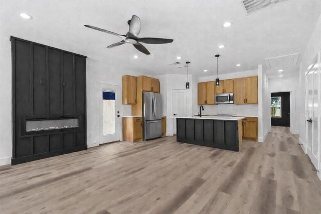 2714 Hector Street, Dallas, TX 75210