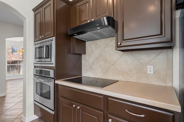 13700 Long Shadow DR, Manor, TX 78653