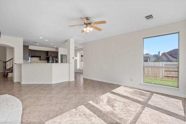 13700 Long Shadow DR, Manor, TX 78653