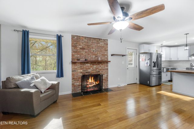 204 Anderson Drive, Knoxville, TN 37920