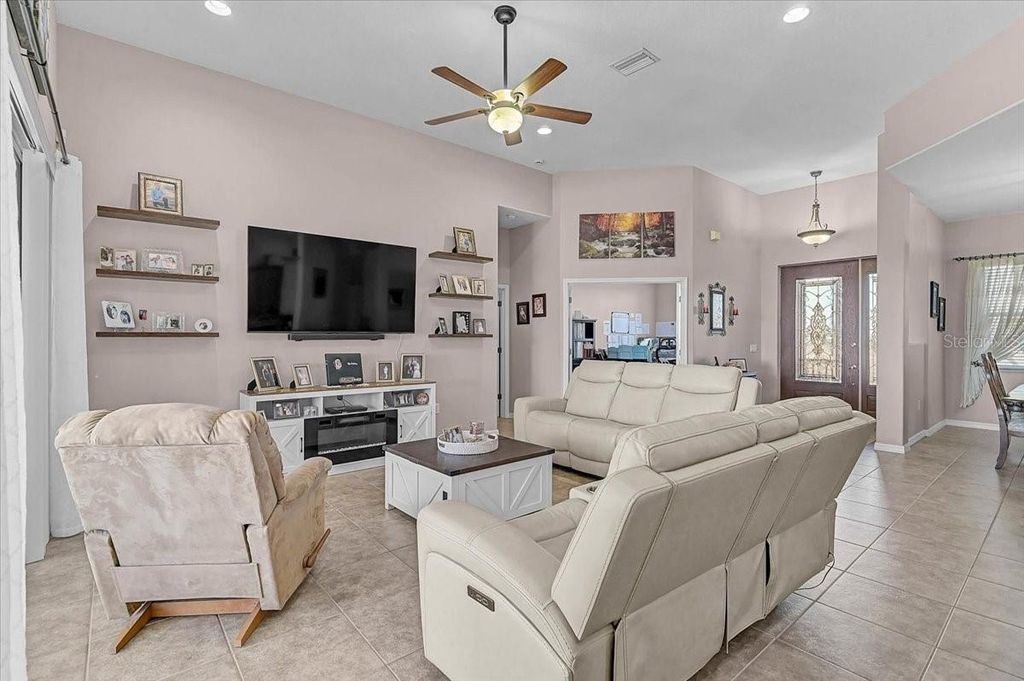 Image 18 of property listing at 25202 E 61ST AVENUE, Myakka City, FL 34251