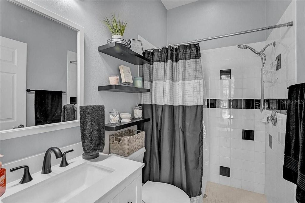 Image 31 of property listing at 25202 E 61ST AVENUE, Myakka City, FL 34251