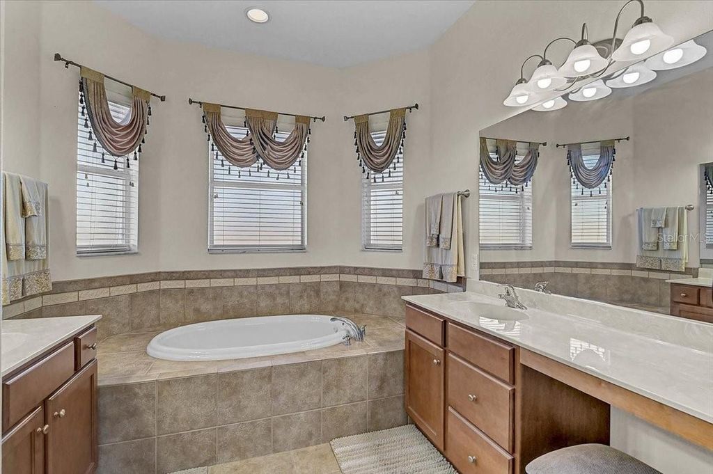 Image 36 of property listing at 25202 E 61ST AVENUE, Myakka City, FL 34251