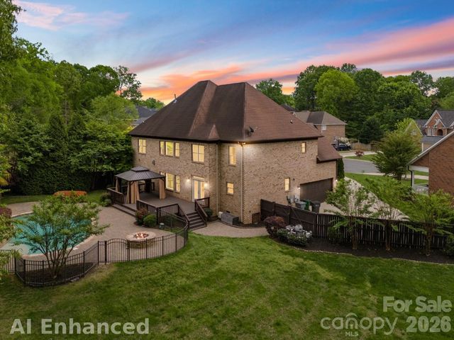 7307 Roseland Avenue, Charlotte, NC 28277