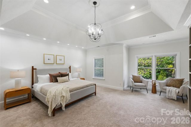 7307 Roseland Avenue, Charlotte, NC 28277