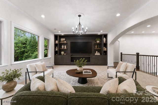 7307 Roseland Avenue, Charlotte, NC 28277