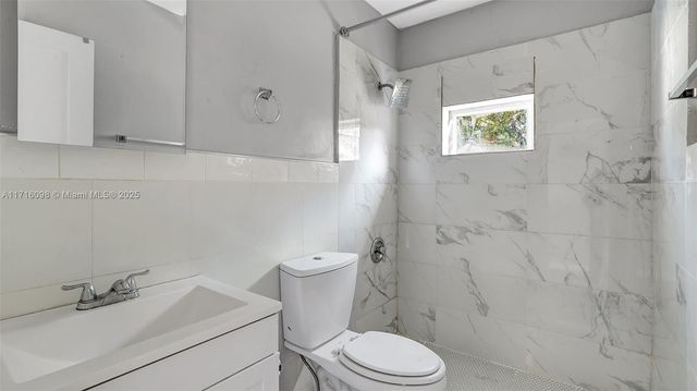 1240 SW 32nd Ave, Fort Lauderdale, FL 33312