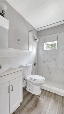 1240 SW 32nd Ave, Fort Lauderdale, FL 33312