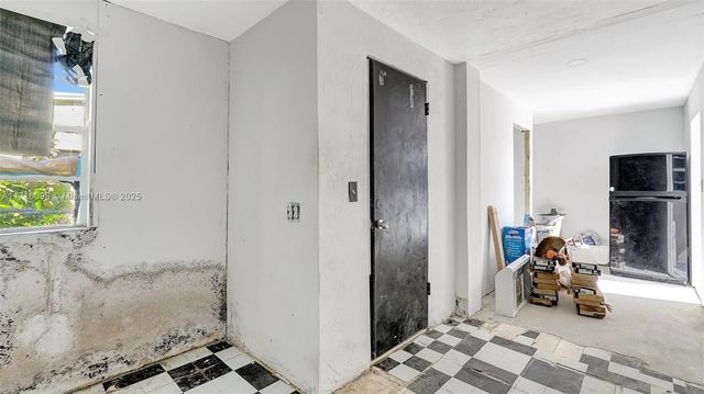 1240 SW 32nd Ave, Fort Lauderdale, FL 33312