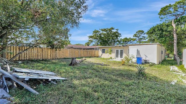 1240 SW 32nd Ave, Fort Lauderdale, FL 33312