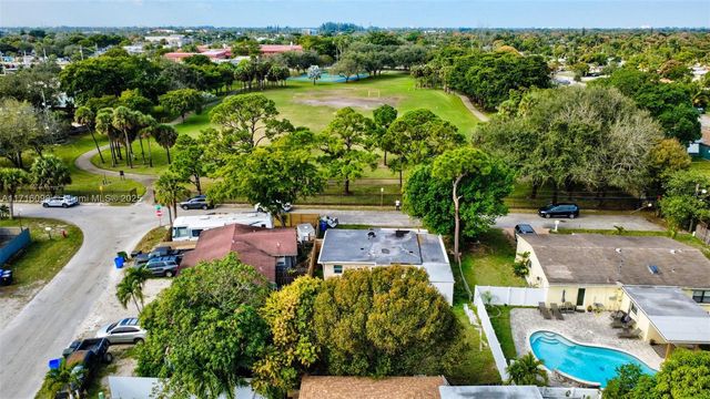 1240 SW 32nd Ave, Fort Lauderdale, FL 33312