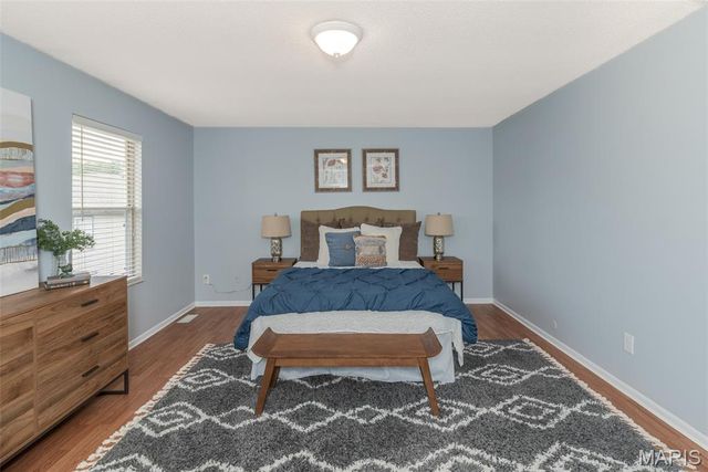 1324 Summergate Parkway, St Charles, MO 63303