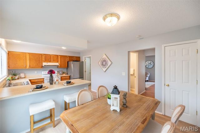 1324 Summergate Parkway, St Charles, MO 63303