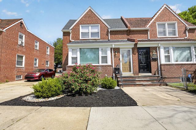202 N BANCROFT PKWY, Wilmington, DE 19805