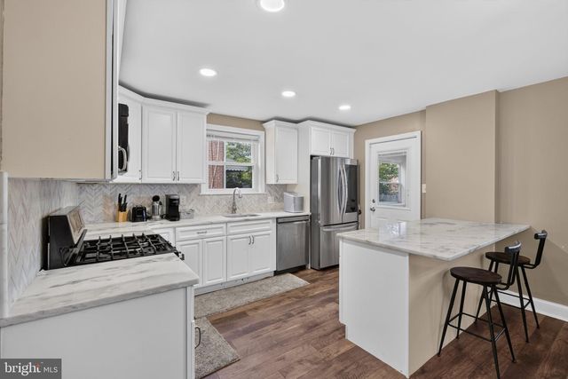 202 N BANCROFT PKWY, Wilmington, DE 19805