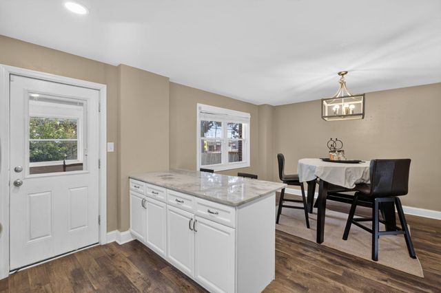 202 N BANCROFT PKWY, Wilmington, DE 19805