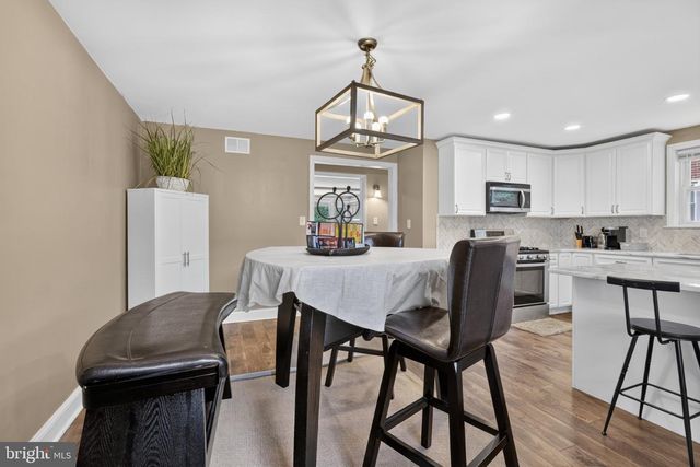 202 N BANCROFT PKWY, Wilmington, DE 19805