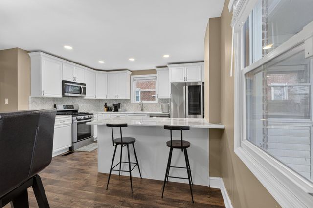 202 N BANCROFT PKWY, Wilmington, DE 19805