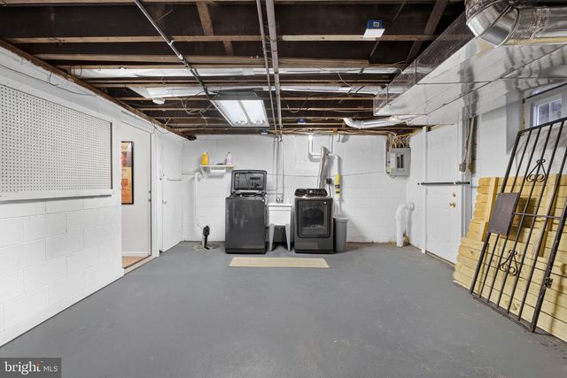 202 N BANCROFT PKWY, Wilmington, DE 19805
