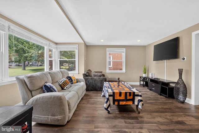 202 N BANCROFT PKWY, Wilmington, DE 19805