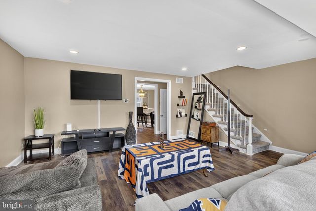 202 N BANCROFT PKWY, Wilmington, DE 19805
