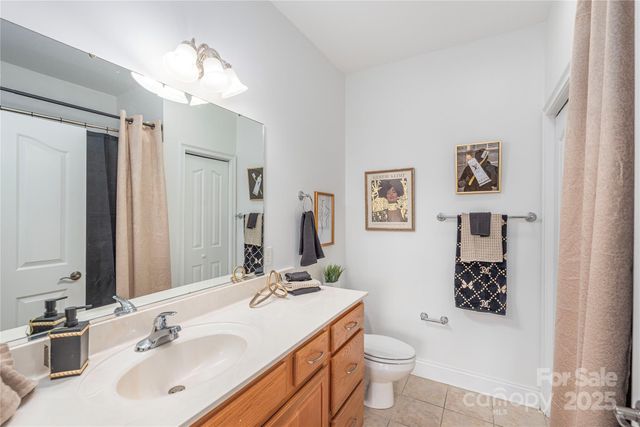 122 Outlook Circle, Swannanoa, NC 28778