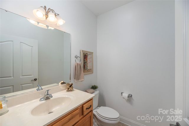 122 Outlook Circle, Swannanoa, NC 28778