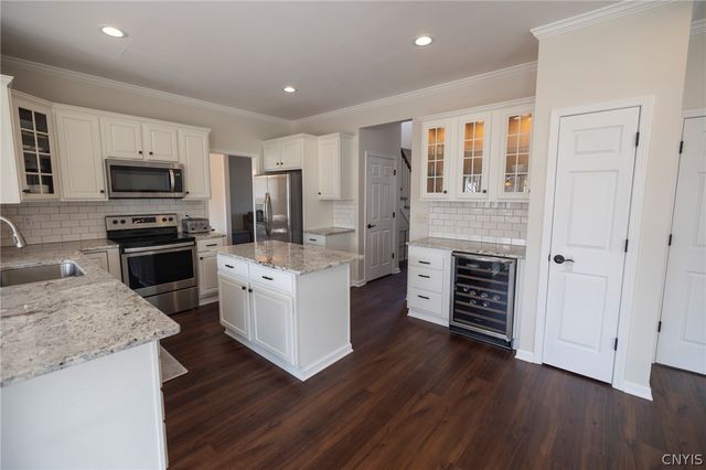 6298 Alabama Path, Cicero, NY 13039