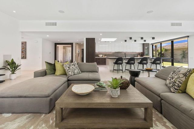 133 Columbia Drive, Rancho Mirage, CA 92270