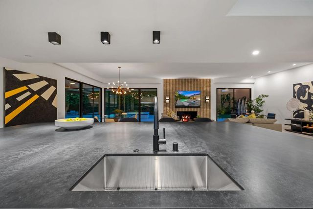 133 Columbia Drive, Rancho Mirage, CA 92270