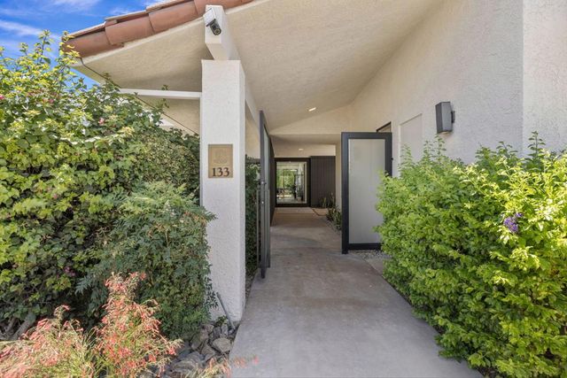 133 Columbia Drive, Rancho Mirage, CA 92270