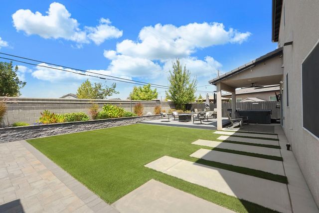 2519 Ava Julianna Way, Manteca, CA 95337
