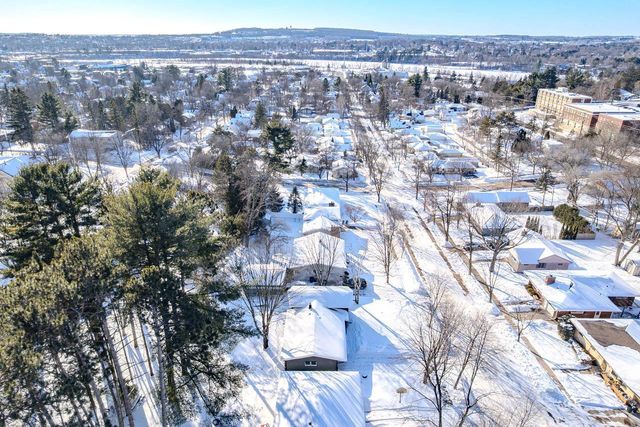 819 WINTON STREET, Wausau, WI 54403