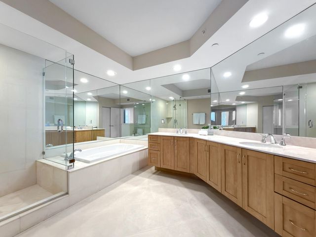 2831 N Ocean Boulevard 303n, Fort Lauderdale, FL 33308