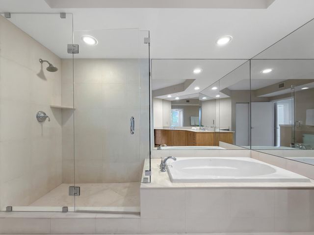 2831 N Ocean Boulevard 303n, Fort Lauderdale, FL 33308