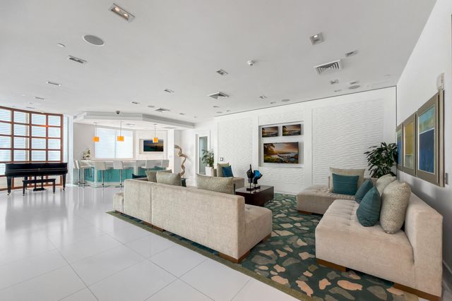 2831 N Ocean Boulevard 303n, Fort Lauderdale, FL 33308