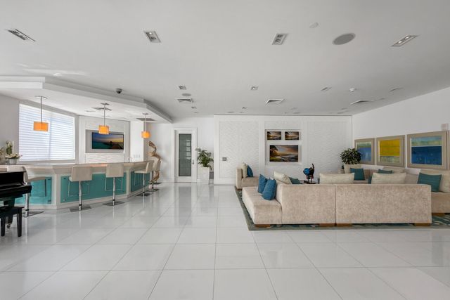 2831 N Ocean Boulevard 303n, Fort Lauderdale, FL 33308