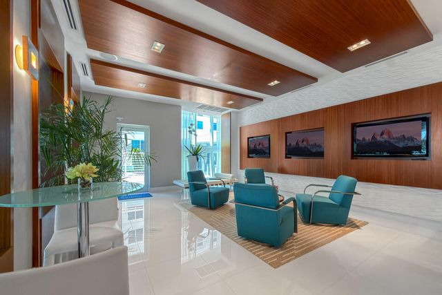 2831 N Ocean Boulevard 303n, Fort Lauderdale, FL 33308