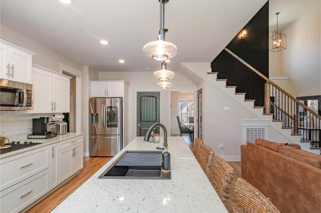 513 Summit View Cir, Clarksville, TN 37043