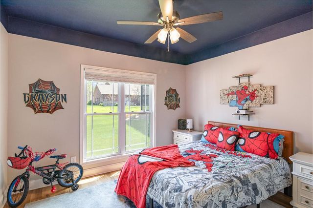 513 Summit View Cir, Clarksville, TN 37043