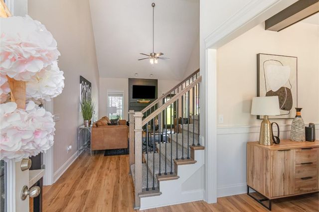 513 Summit View Cir, Clarksville, TN 37043