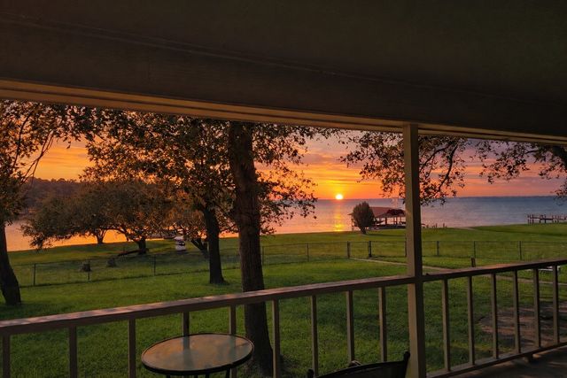 14010 Whatley Drive, Streetman, TX 75859