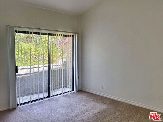 28142 Driver Avenue 5, Agoura Hills, CA 91301