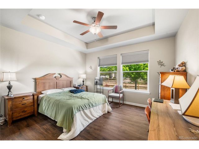 768 Sandpoint Dr, Longmont, CO 80504