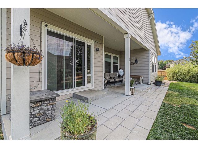 768 Sandpoint Dr, Longmont, CO 80504