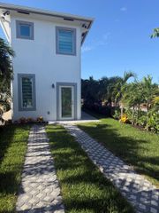 501 EL PRADO, West Palm Beach, FL 33405
