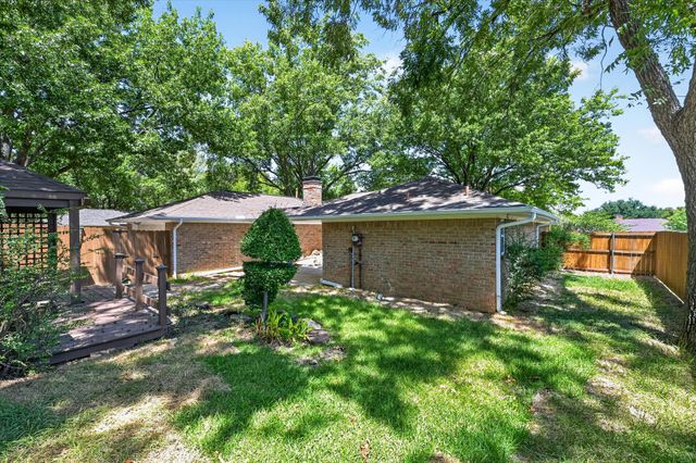 1450 Juniper Lane, Lewisville, TX 75077
