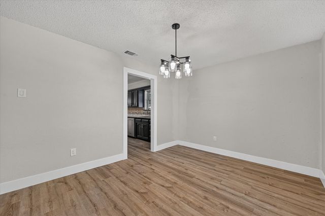 1450 Juniper Lane, Lewisville, TX 75077