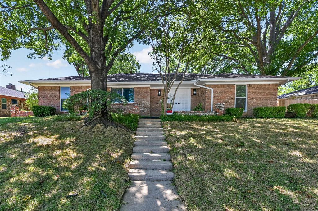 1450 Juniper Lane, Lewisville, TX 75077